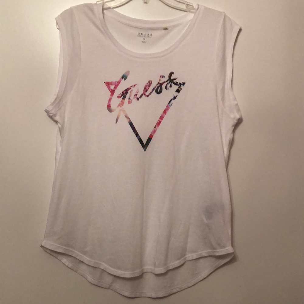 Guess White T-shirt Size Medium